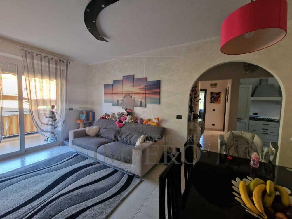 appartamento in vendita a Ventimiglia in zona Porra