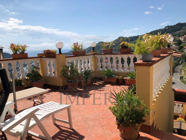 casa indipendente in vendita a Ventimiglia in zona Seglia / San Bernardo