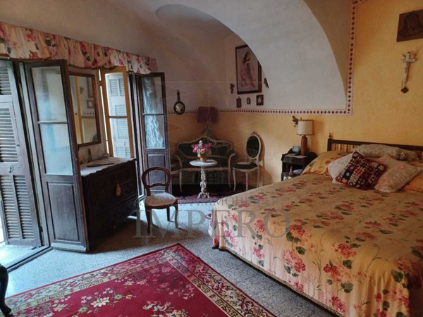 casa indipendente in vendita a Ventimiglia in zona Torri