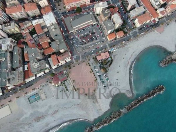casa indipendente in vendita a Ventimiglia