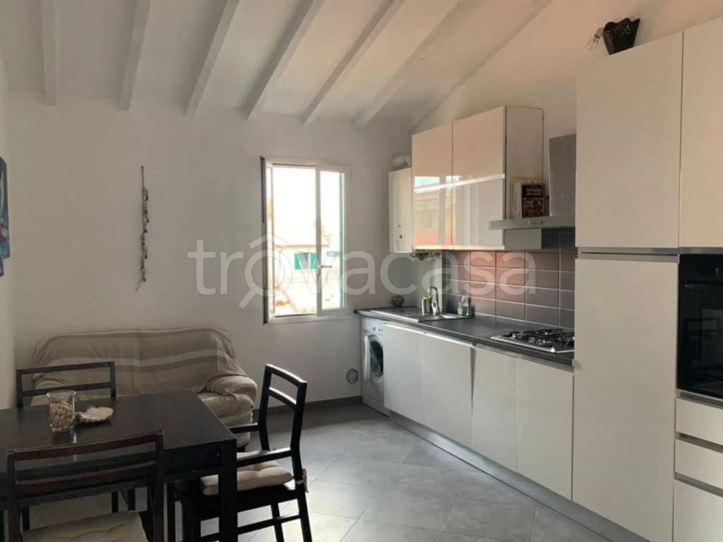 casa indipendente in vendita a Ventimiglia
