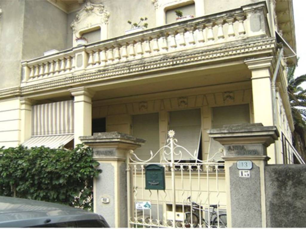 casa indipendente in vendita a Ventimiglia