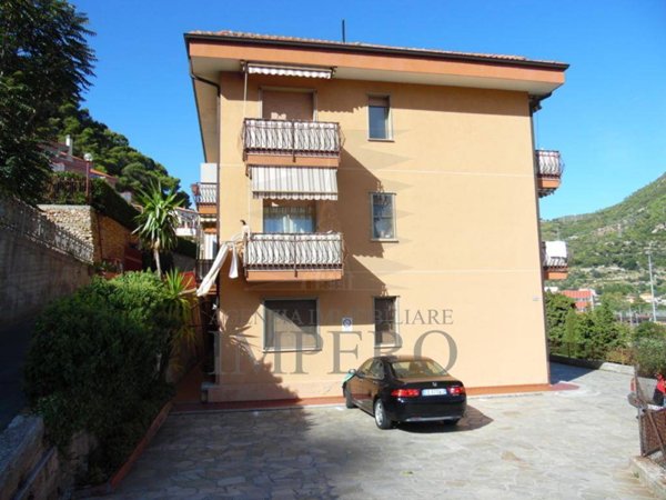 appartamento in vendita a Ventimiglia in zona Seglia / San Bernardo