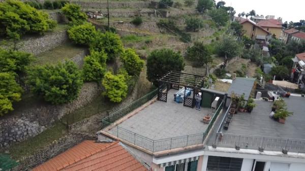 casa indipendente in vendita a Ventimiglia in zona Latte