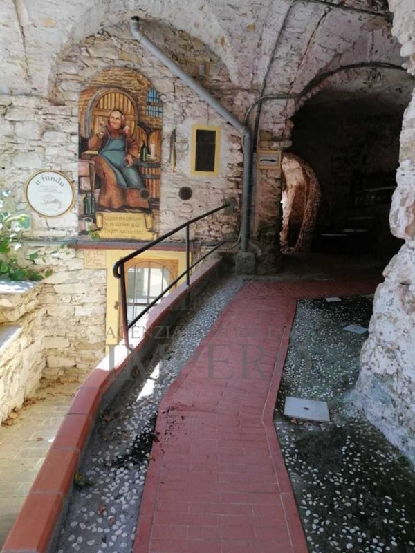 appartamento in vendita a Ventimiglia in zona Verrandi