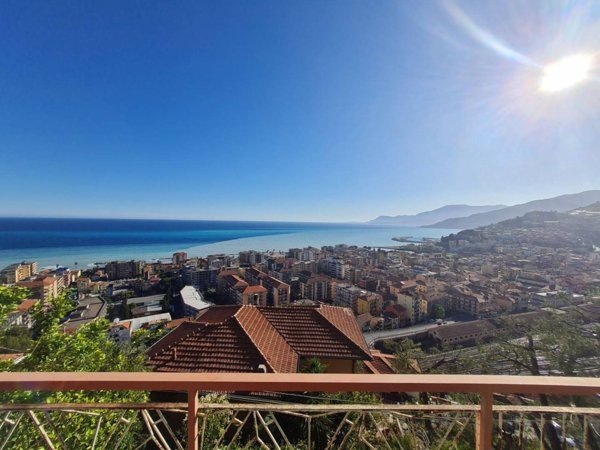 appartamento in vendita a Ventimiglia