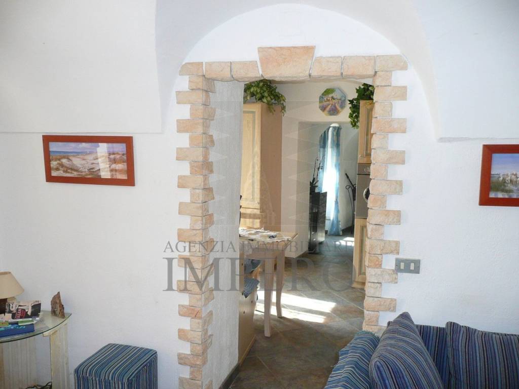 appartamento in vendita a Ventimiglia in zona Verrandi
