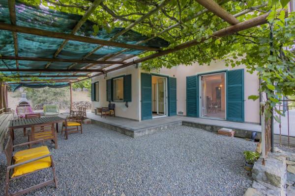 casa indipendente in vendita a Ventimiglia in zona Varase