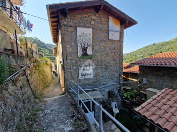 appartamento in vendita a Ventimiglia in zona Sant'Antonio