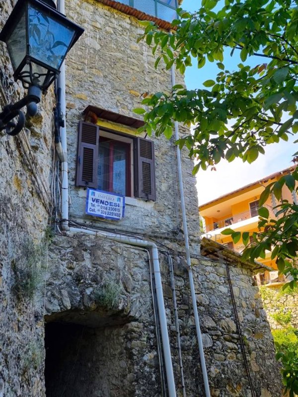 appartamento in vendita a Ventimiglia in zona Torri