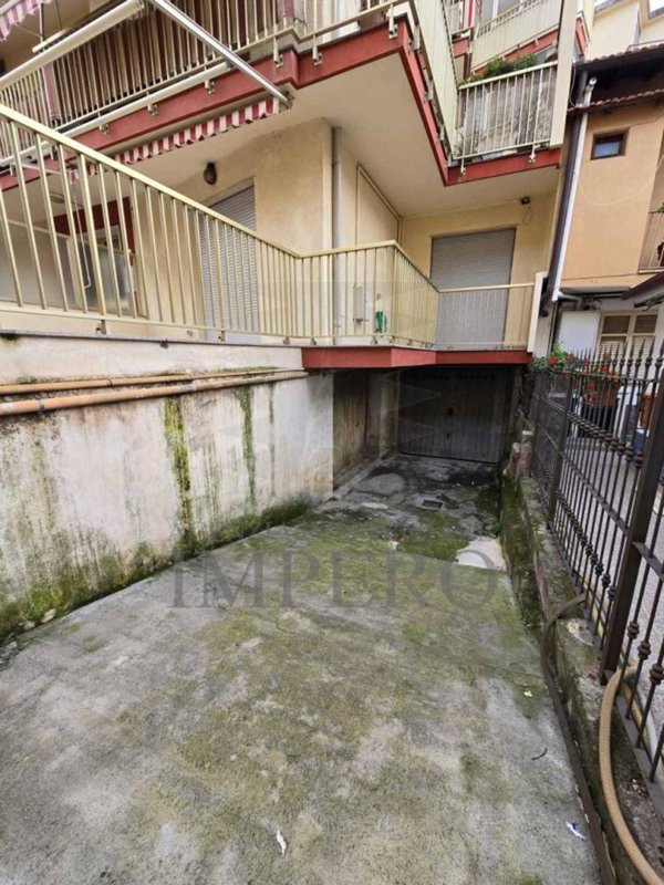 locale di sgombero in vendita a Ventimiglia