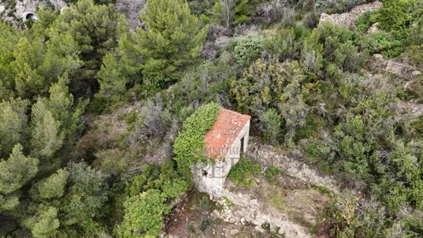 appartamento in vendita a Ventimiglia in zona Grimaldi