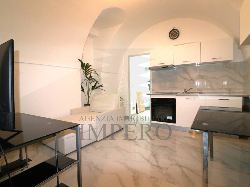 casa indipendente in vendita a Ventimiglia in zona Calvo