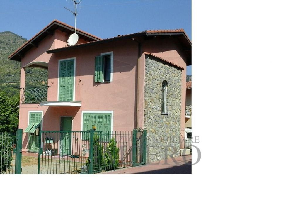 casa indipendente in vendita a Ventimiglia in zona Porra