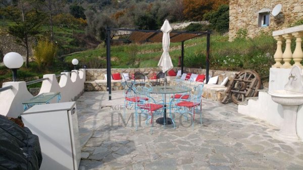 appartamento in vendita a Ventimiglia in zona Calvo
