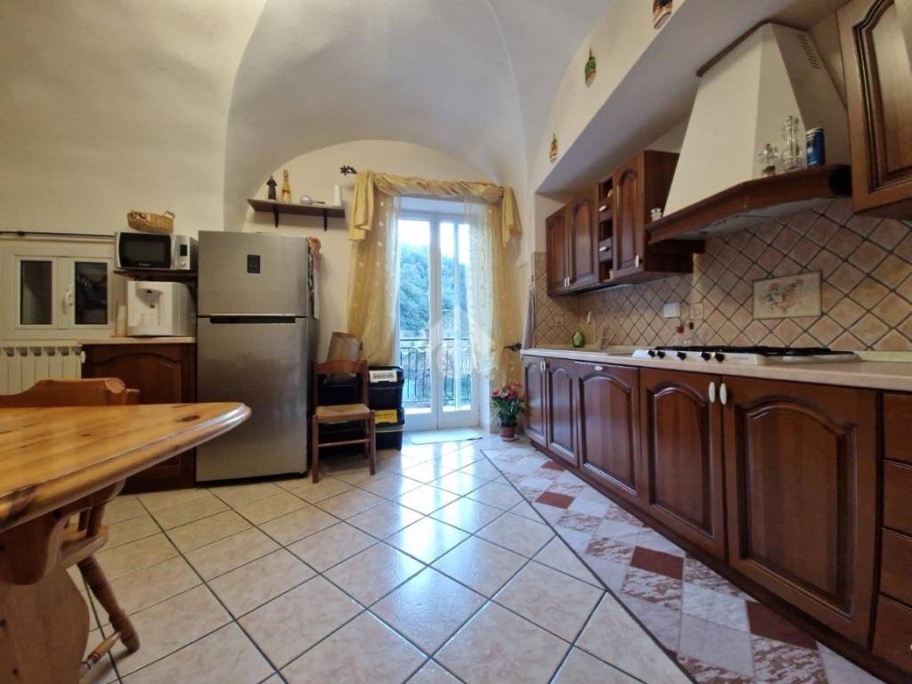 appartamento in vendita a Ventimiglia in zona Trucco