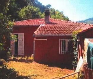 casa indipendente in vendita a Ventimiglia in zona San Lorenzo
