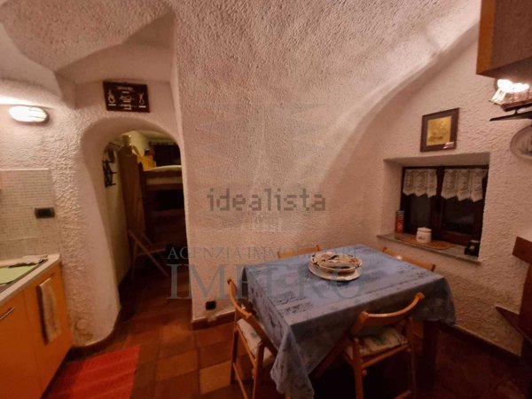 casa indipendente in vendita a Ventimiglia