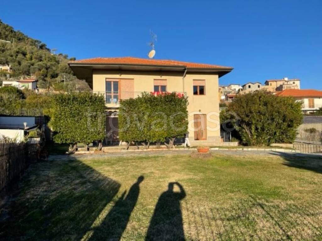 casa indipendente in vendita a Ventimiglia in zona Seglia / San Bernardo