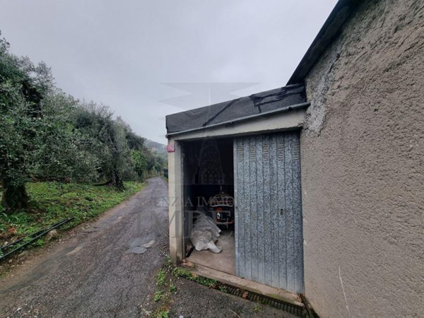 appartamento in vendita a Ventimiglia in zona Seglia / San Bernardo