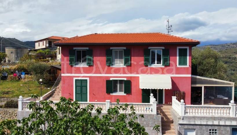 casa indipendente in vendita a Ventimiglia in zona Seglia / San Bernardo