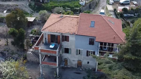 casa indipendente in vendita a Ventimiglia