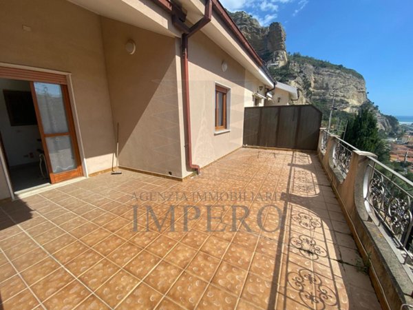 casa indipendente in vendita a Ventimiglia