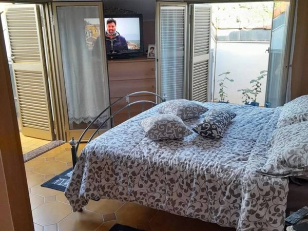 appartamento in vendita a Ventimiglia in zona Varase