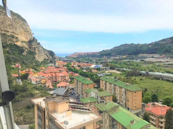 appartamento in vendita a Ventimiglia in zona Trucco