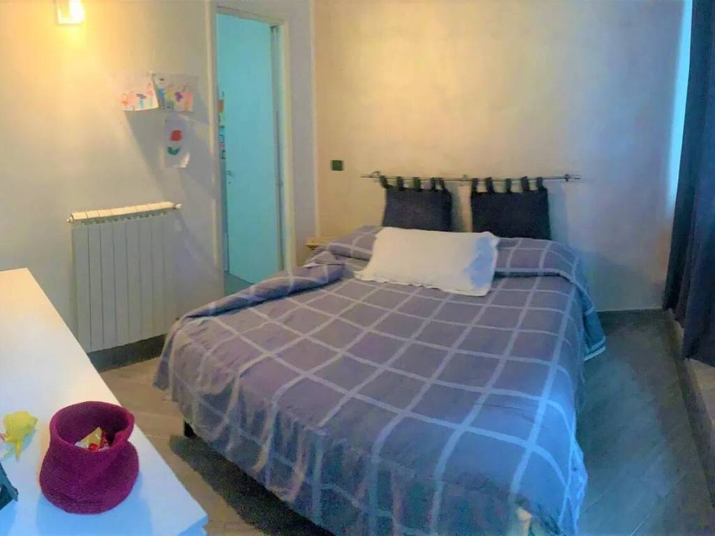 appartamento in vendita a Ventimiglia in zona Seglia / San Bernardo