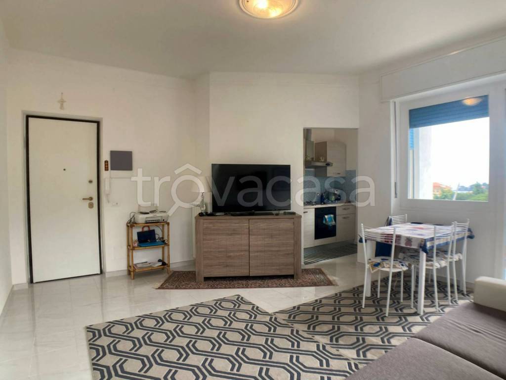 appartamento in vendita a Ventimiglia in zona Latte