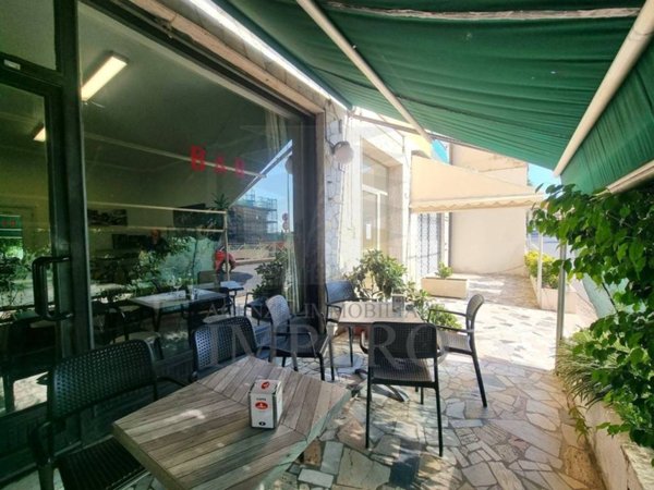 negozio in vendita a Ventimiglia in zona Latte