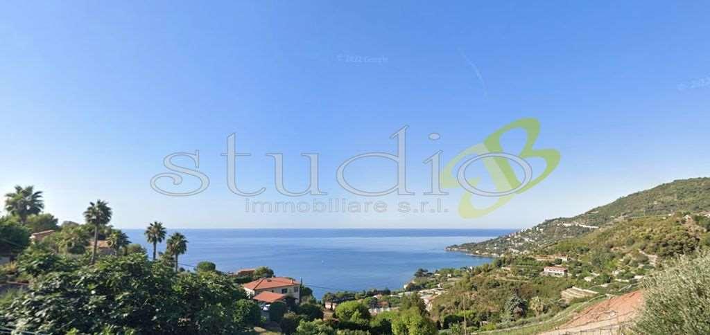 casa indipendente in vendita a Ventimiglia
