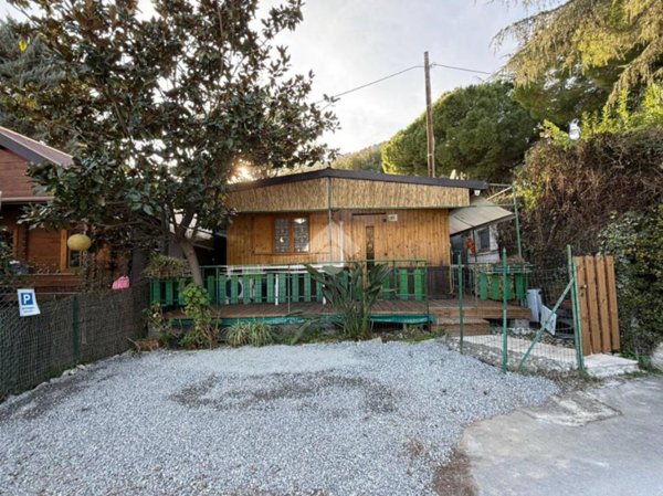 appartamento in vendita a Ventimiglia in zona Latte