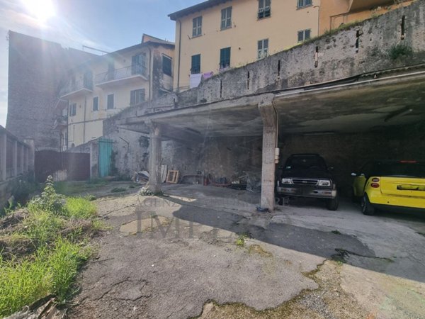 locale di sgombero in vendita a Ventimiglia
