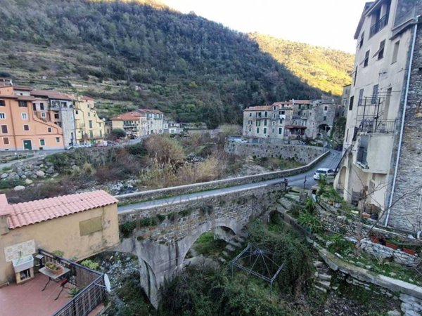 appartamento in vendita a Ventimiglia in zona Torri
