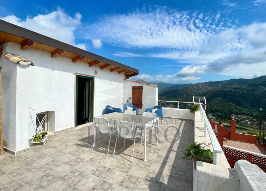 casa indipendente in vendita a Ventimiglia in zona Seglia / San Bernardo