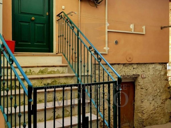 appartamento in vendita a Ventimiglia in zona Bevera