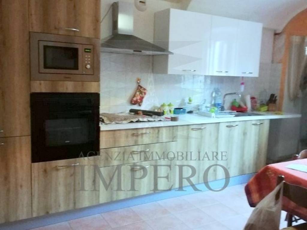 casa indipendente in vendita a Ventimiglia in zona Calvo