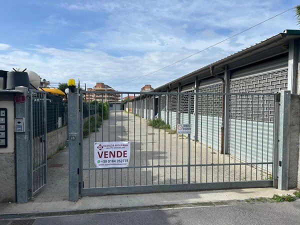 negozio in vendita a Ventimiglia