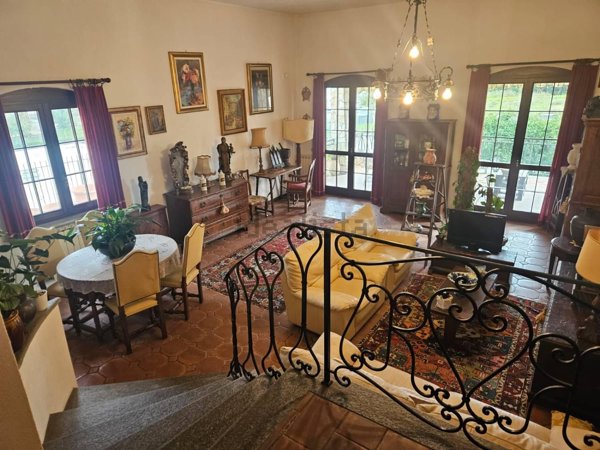 casa indipendente in vendita a Ventimiglia