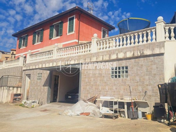 appartamento in vendita a Ventimiglia in zona Seglia / San Bernardo