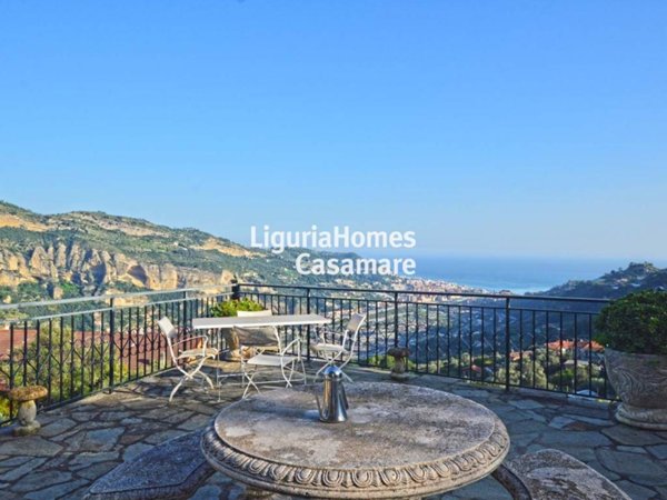 appartamento in vendita a Ventimiglia in zona Seglia / San Bernardo