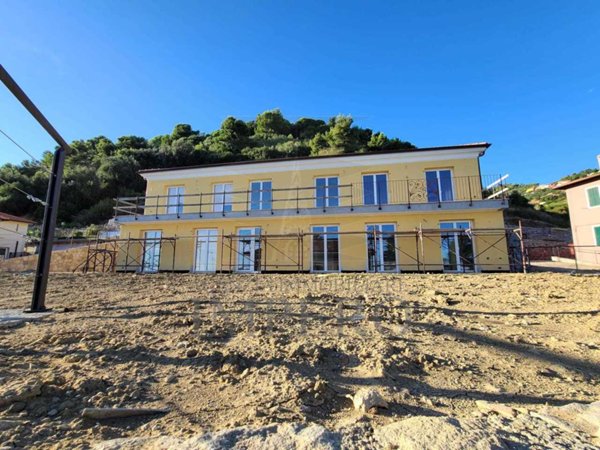 appartamento in vendita a Ventimiglia in zona Latte