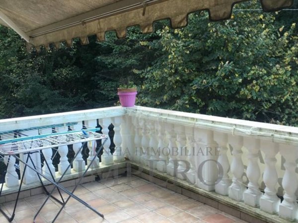 casa indipendente in vendita a Ventimiglia in zona Verrandi