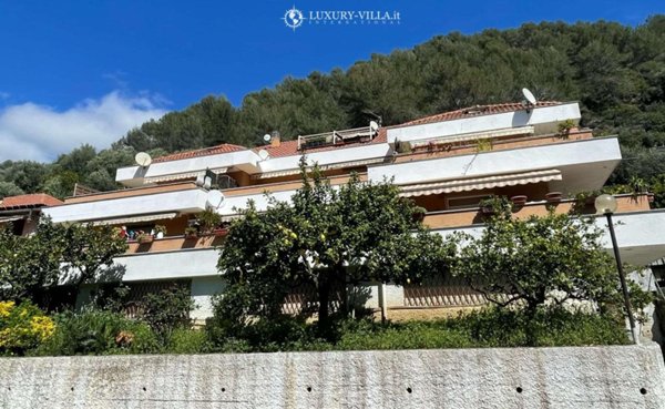 appartamento in vendita a Ventimiglia in zona Trucco