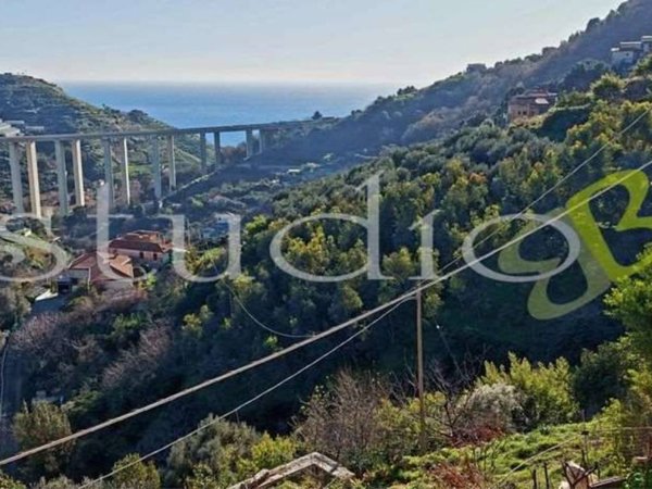casa indipendente in vendita a Ventimiglia