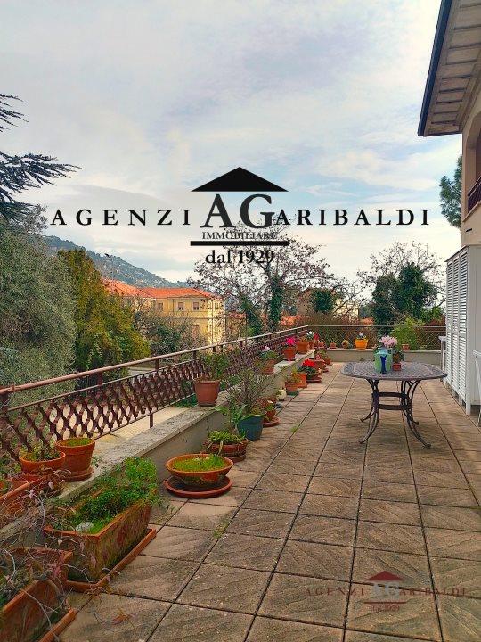 appartamento in vendita a Ventimiglia in zona Latte