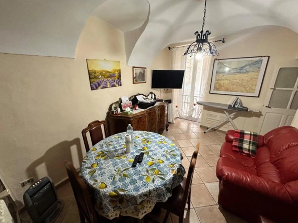 casa indipendente in vendita a Ventimiglia in zona Torri