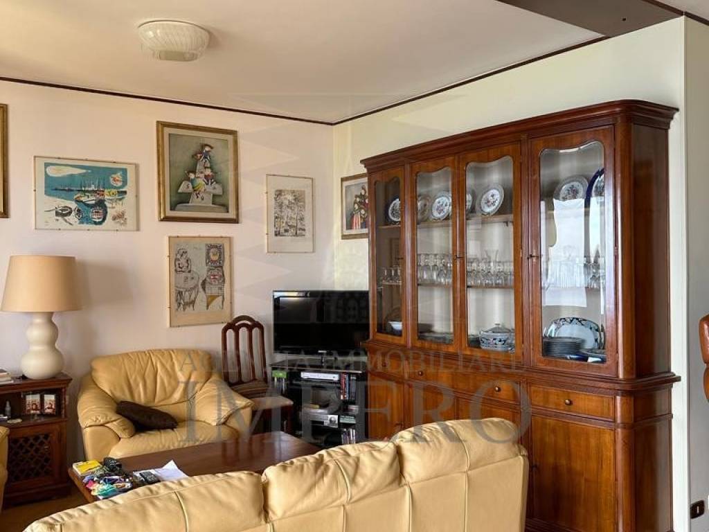 appartamento in vendita a Ventimiglia in zona Mortola Superiore